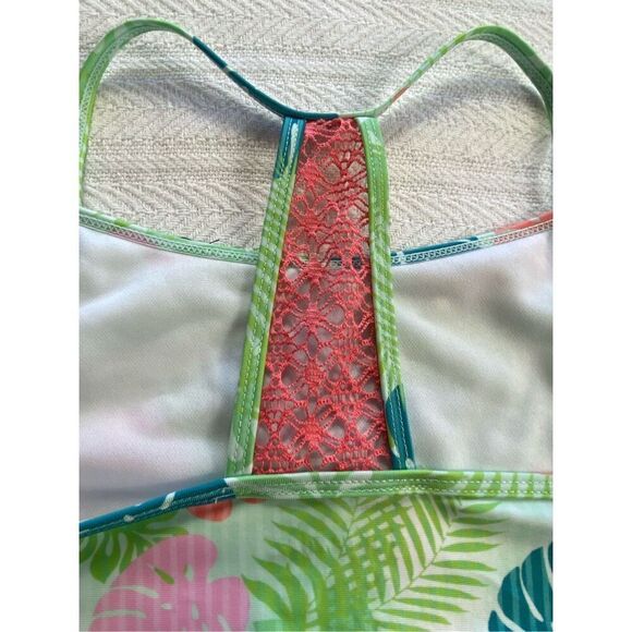 DOT & ZAZZ Size Large (12/14) 2 Piece Flower Bikini New With TAGS - Picture 3 of 5